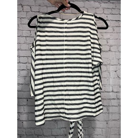 NWT Democracy Cold Shoulder Striped Blouse - Picture 2 of 10